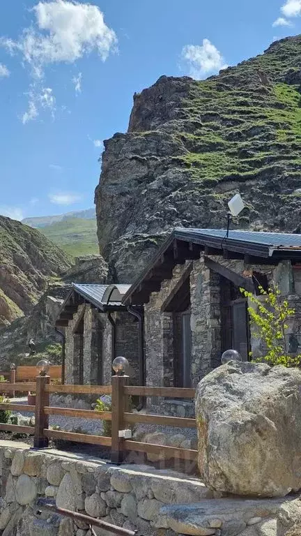 Дом в Кабардино-Балкария, Эльбрусский район, с. Былым Заречная ул., ... - Фото 0