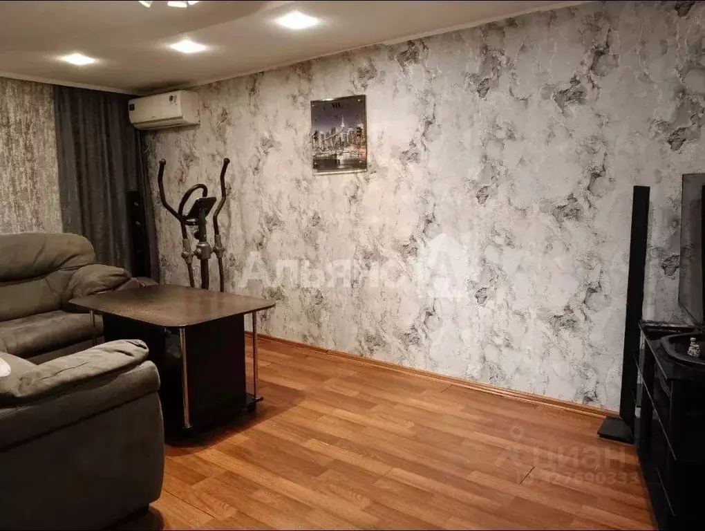 Комната Ростовская область, Новошахтинск Харьковская ул., 20 (46.0 м) - Фото 1