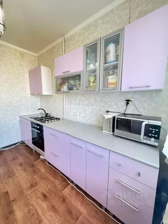 3-к кв. Астраханская область, Нариманов Волгоградская ул., 18 (72.1 м) - Фото 0