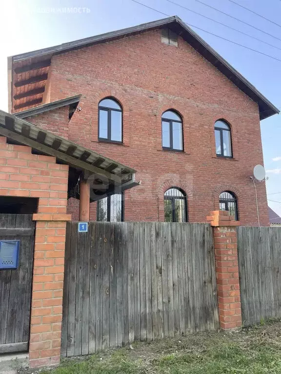 Дом в село Ляды, Уральская улица (200 м) - Фото 1