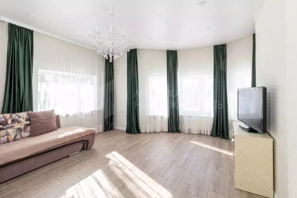 Коттедж в Тюменская область, Тюмень Усадебная ул. (148 м) - Фото 1