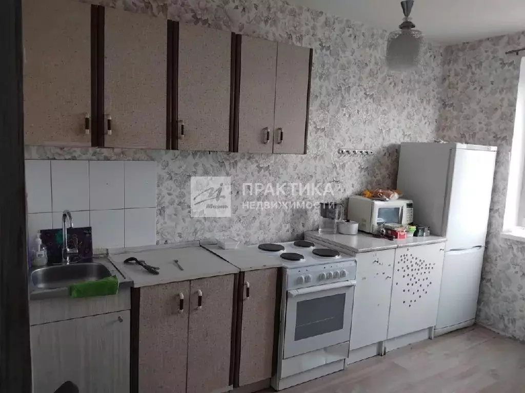 Продается 1-комнатная квартира - Фото 1