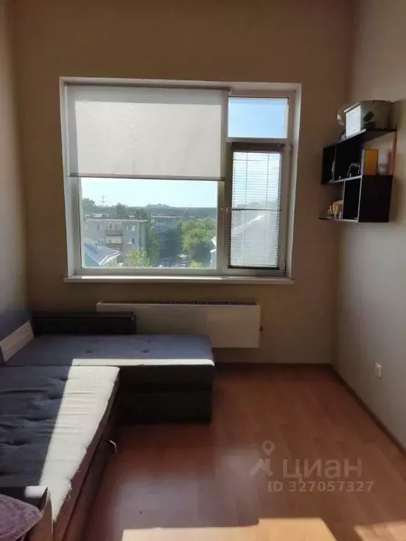 Студия Свердловская область, Екатеринбург ул. Испытателей, 24 (22.1 м) - Фото 1