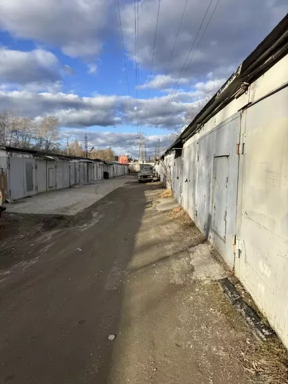 Гараж в Свердловская область, Екатеринбург ул. Данилы Зверева, 40 (18 ... - Фото 2