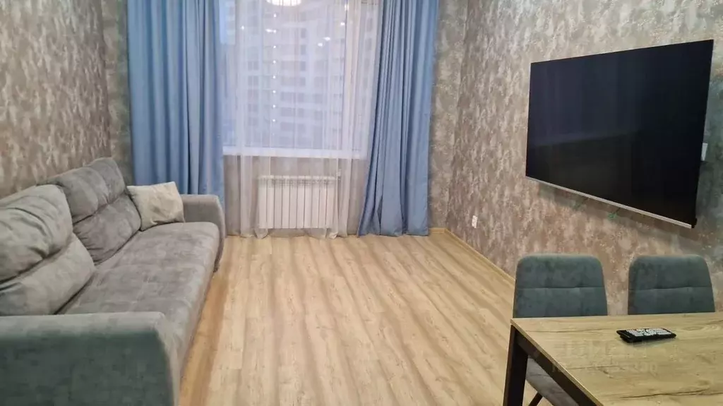 1-к кв. Саратовская область, Саратов Славянская пл., 2 (62.0 м) - Фото 0