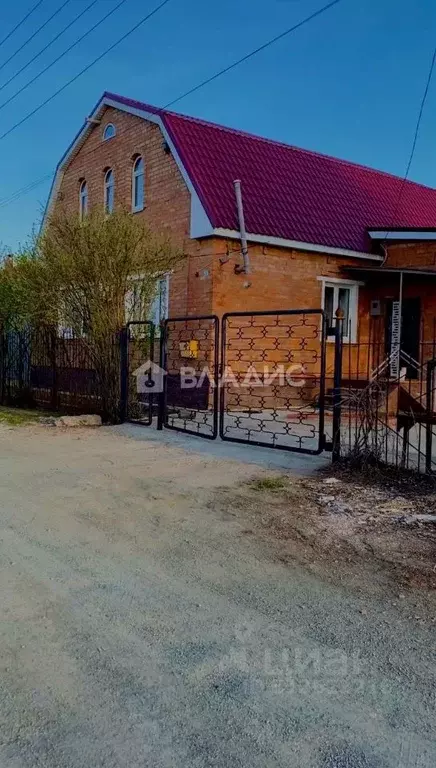 Дом в Оренбургская область, Орск городской округ, с. Ора ул. Ольховая ... - Фото 1