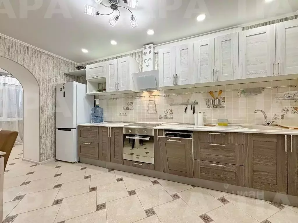 3-к кв. Самарская область, Самара Ново-Садовая ул., 140 (100.9 м) - Фото 1