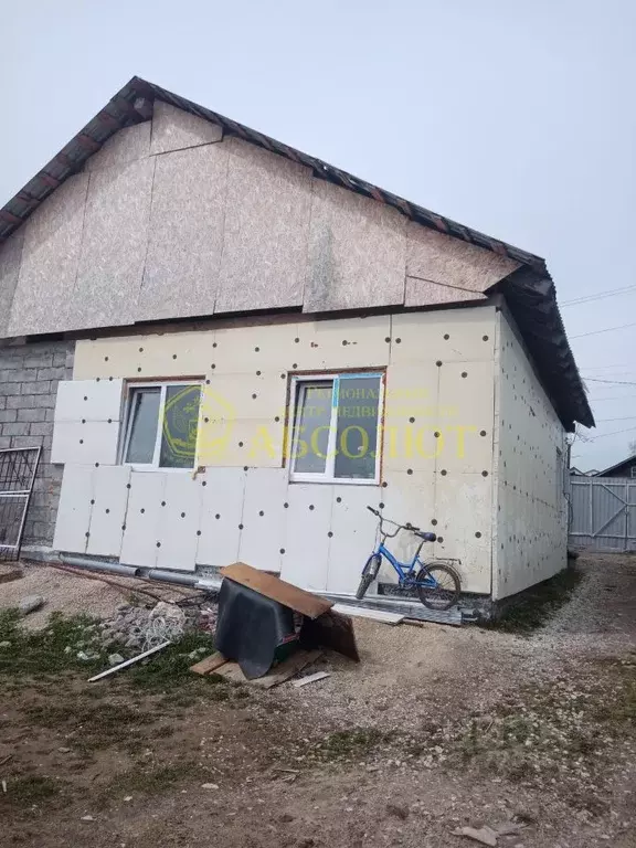 Дом в Свердловская область, Дегтярск ул. Чапаева (58 м) - Фото 1