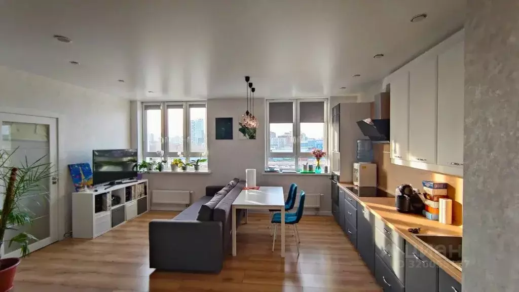 2-к кв. Свердловская область, Екатеринбург ул. Просторная, 91 (49.8 м) - Фото 1