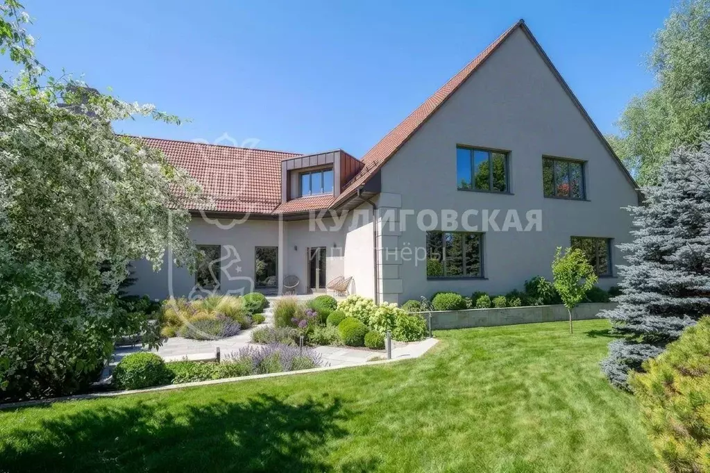 Дом в Свердловская область, Екатеринбург Карасьеозерский кп, ул. ... - Фото 1