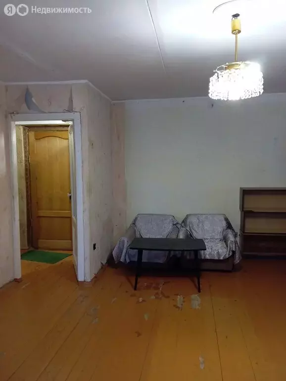 3-комнатная квартира: Томск, переулок Нахимова, 10 (42 м) - Фото 1