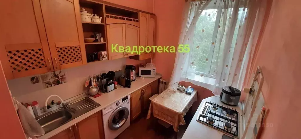 3-к кв. Омская область, Омск ул. 6-я Линия, 187 (58.0 м) - Фото 0