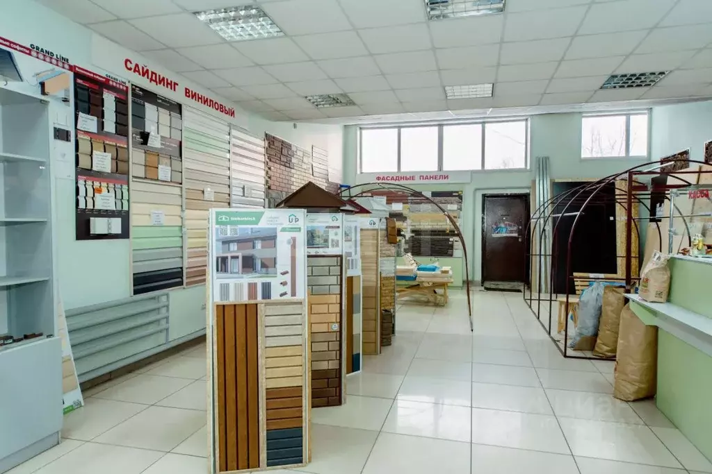 Помещение свободного назначения в Алтайский край, Бийск Коммунарский ... - Фото 1