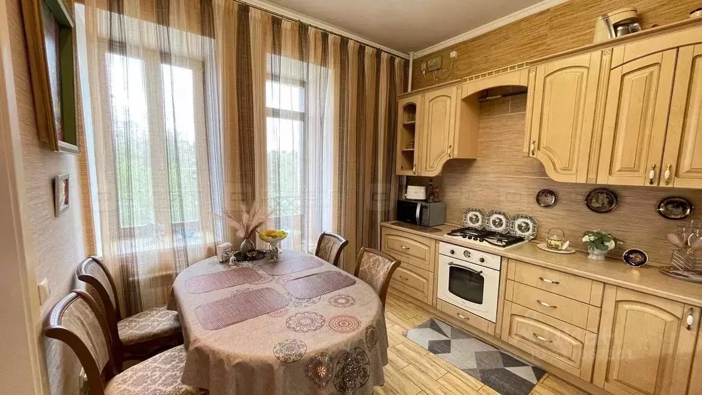 2-к кв. Татарстан, Казань ул. Галактионова, 6 (92.9 м) - Фото 0
