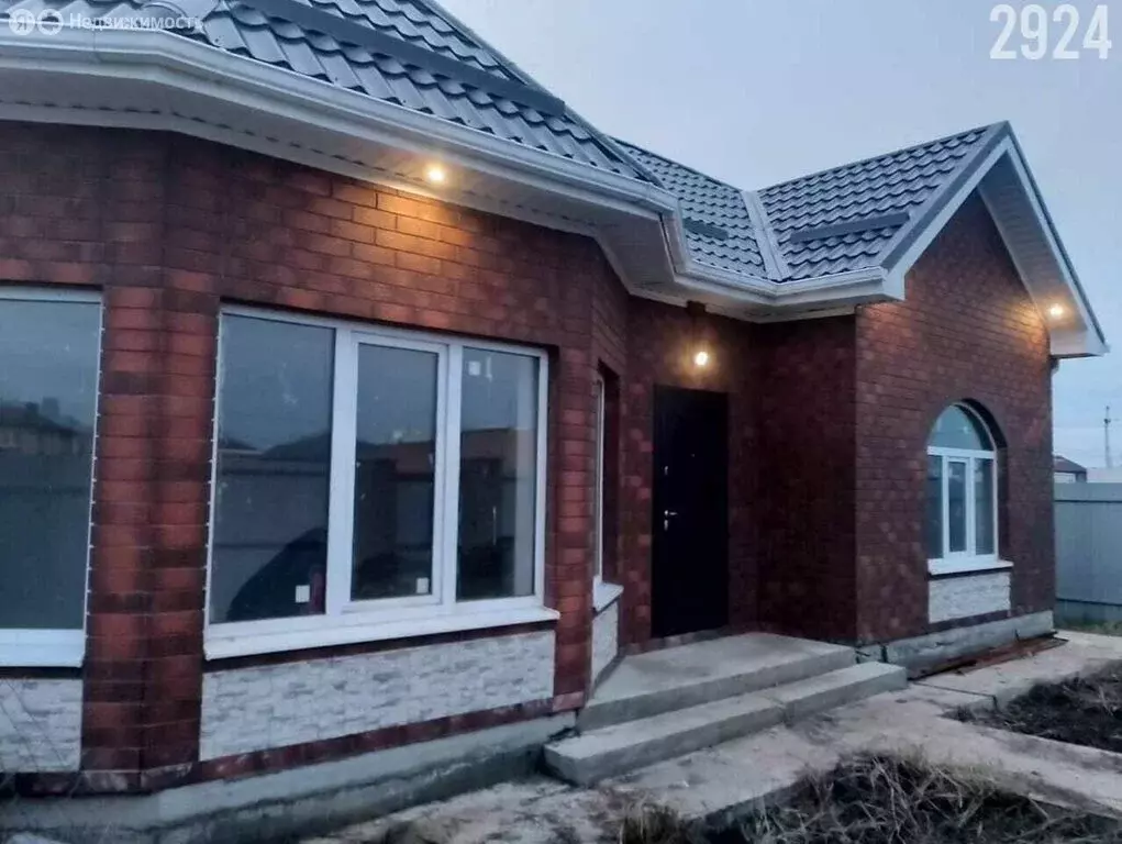 Дом в Динской район, станица Новотитаровская (95 м) - Фото 1