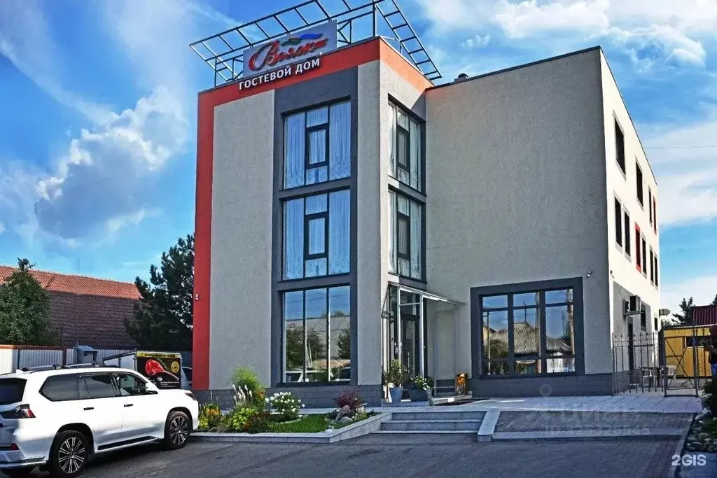 Дом в Алтайский край, Барнаул ул. Юрина, 111 (600 м) - Фото 1