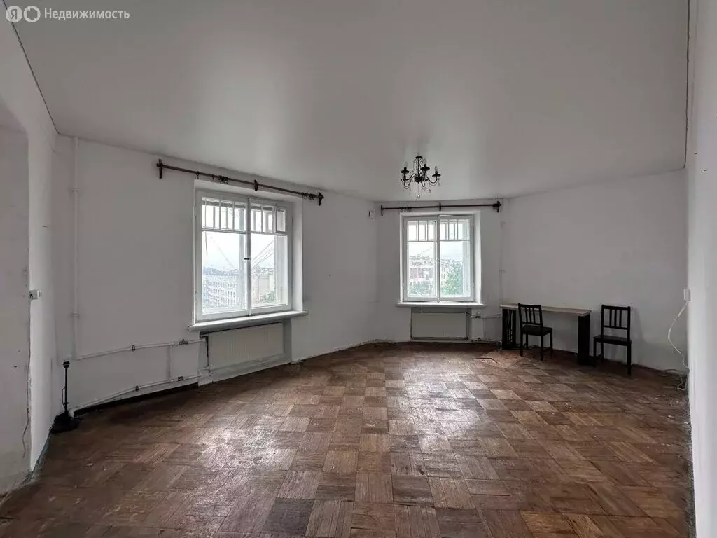 1к в 8-комнатной квартире (25.4 м) - Фото 1