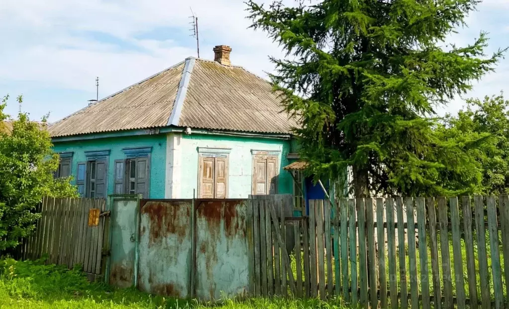 Дом в Краснодарский край, Лабинск пер. Красногвардейский (50 м) - Фото 1