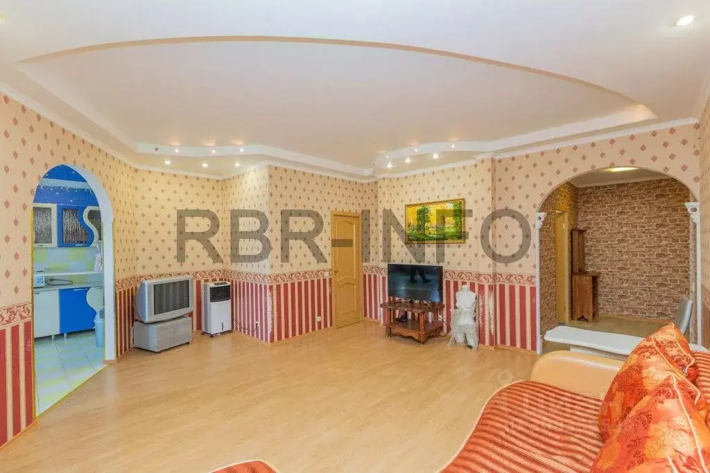 3-к кв. Ставропольский край, Ставрополь ул. Ленина, 484а (93.5 м) - Фото 0