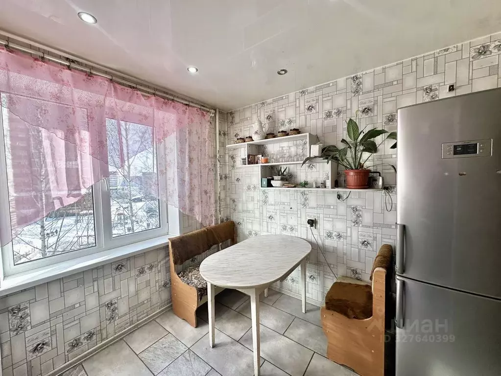 2-к кв. Кировская область, Киров Луганская ул., 64 (51.9 м) - Фото 1