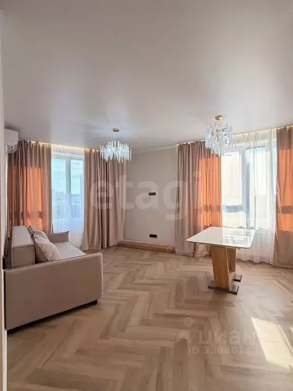 2-к кв. Тюменская область, Тюмень Профсоюзная ул., 6к1 (63.6 м) - Фото 1