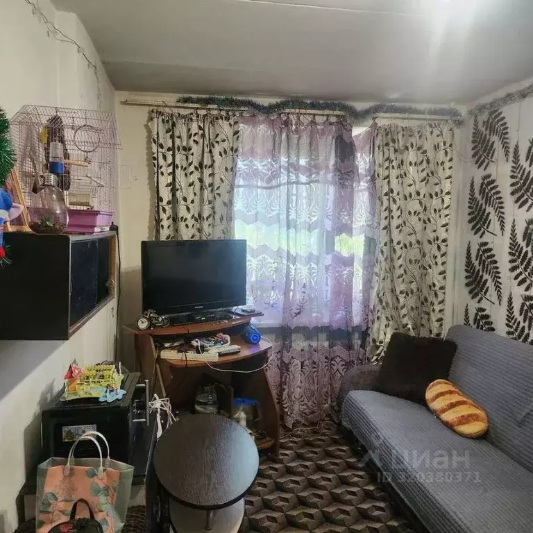 Комната Смоленская область, Смоленск ул. Черняховского, 20в (12.5 м) - Фото 1