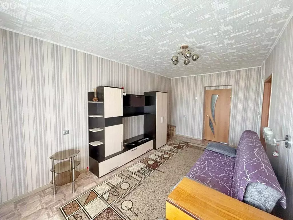 3-комнатная квартира: Бикин, Энергетический переулок, 3 (62.5 м) - Фото 1