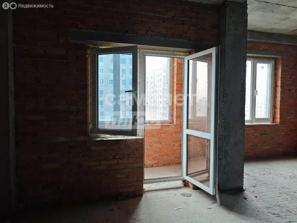 3-комнатная квартира: Грозный, улица Е.М. Батаевой, 9 (94 м) - Фото 2