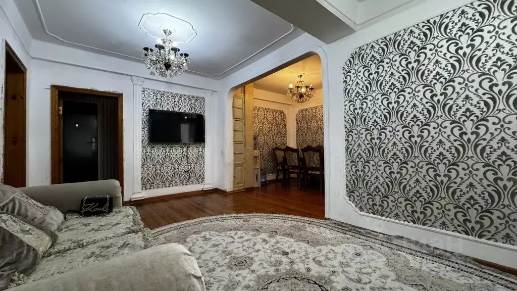 3-к кв. Дагестан, Махачкала ул. Каримова, 8 (85.0 м) - Фото 1