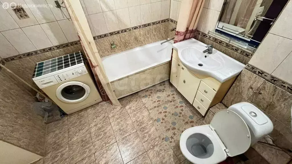 2-комнатная квартира: Березники, улица Пятилетки, 35 (71 м) - Фото 1