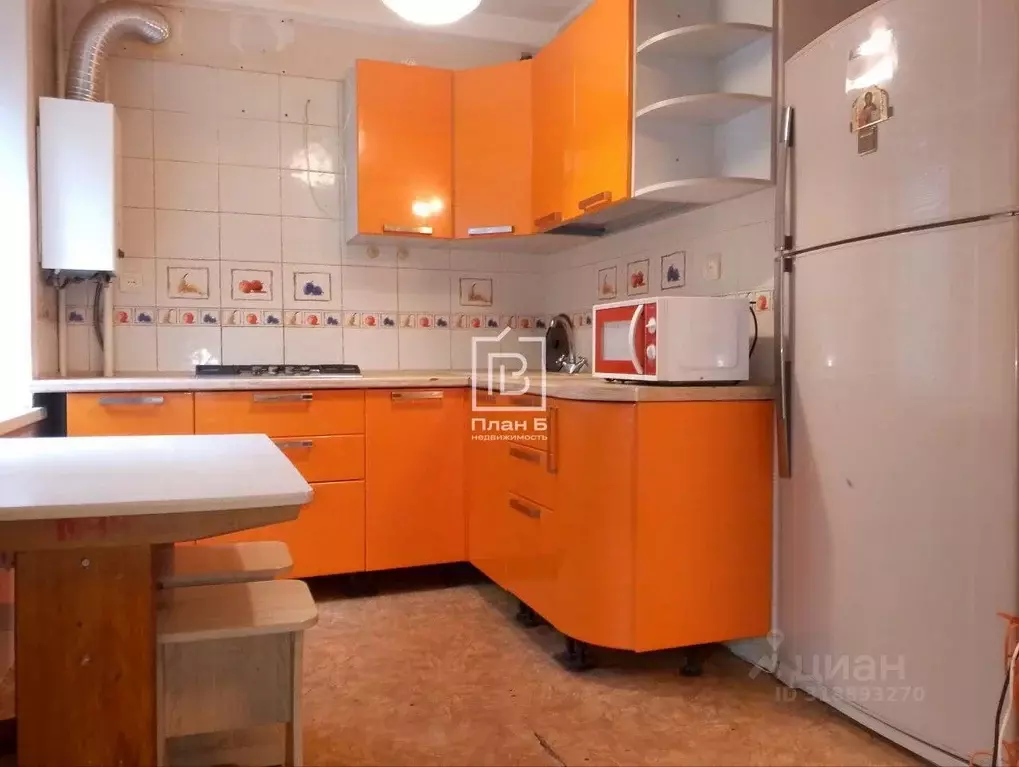 3-к кв. Калужская область, Калуга ул. Кубяка, 7 (55.0 м) - Фото 0