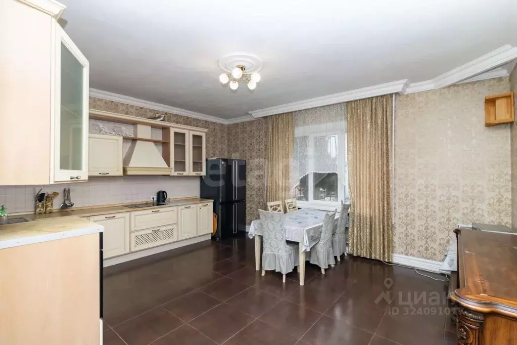 Дом в Красноярский край, Красноярск Кабульская ул., 7 (540 м) - Фото 2