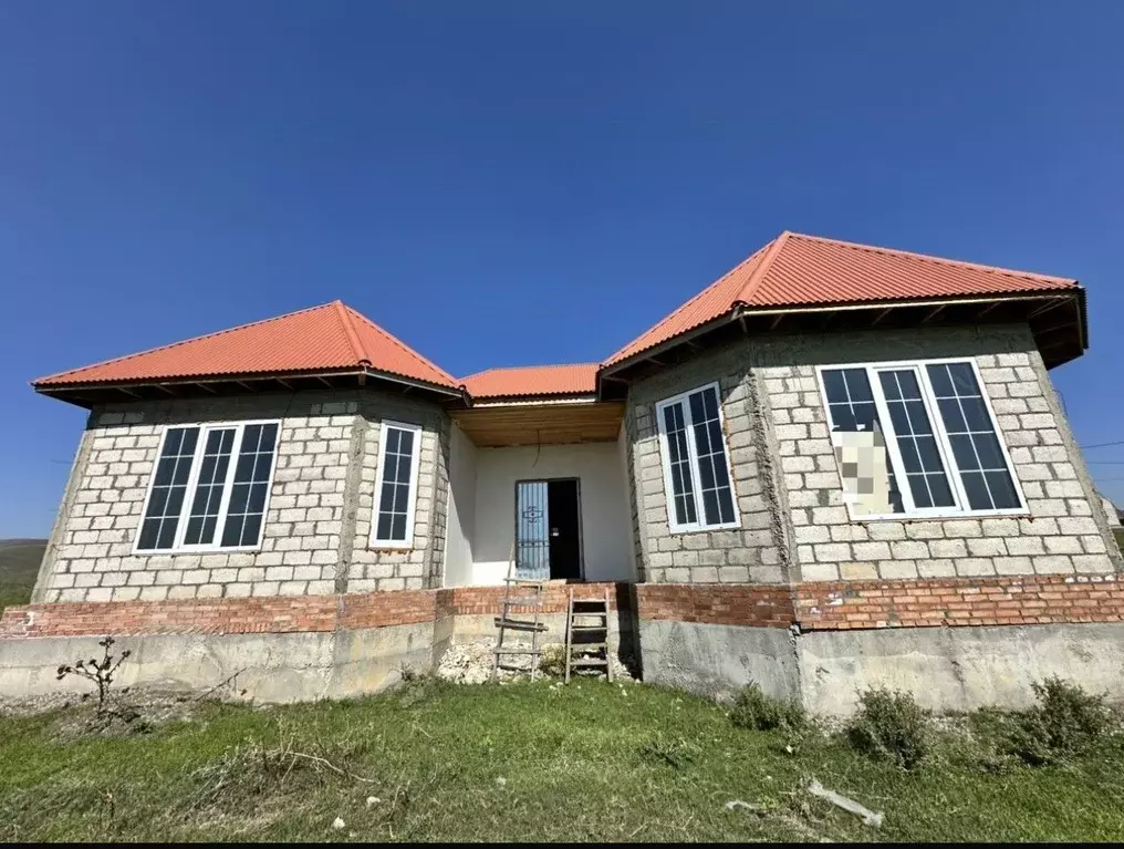 Дом в Чеченская республика, Грозненский район, Первомайское с/пос, ... - Фото 1