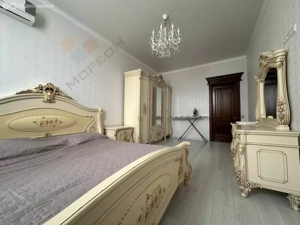 3-комнатная квартира: Краснодар, улица Автолюбителей, 52/5 (90.7 м) - Фото 0