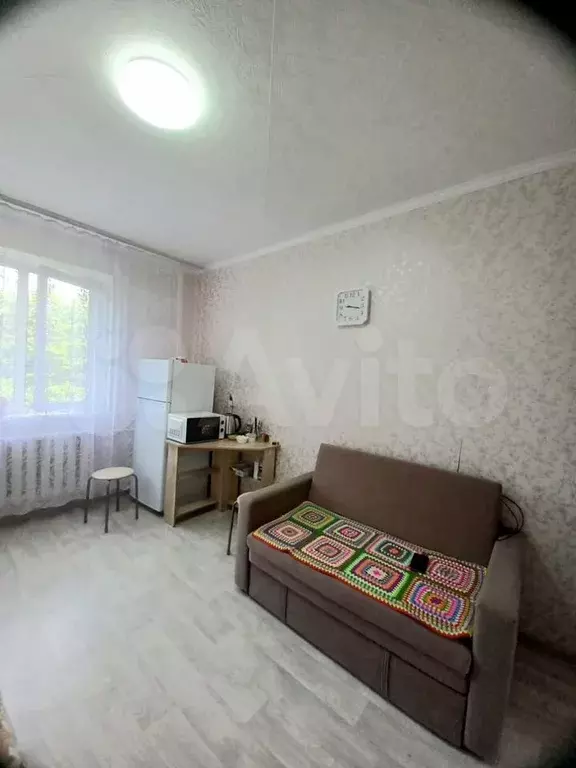 Комната 80 м в 4-к., 3/10 эт. - Фото 1