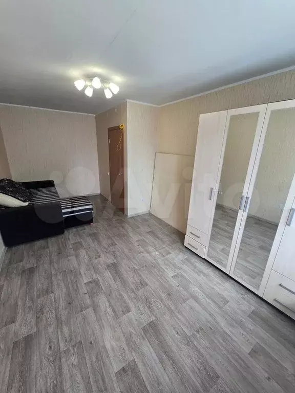 1-к. квартира, 41 м, 8/10 эт. - Фото 1