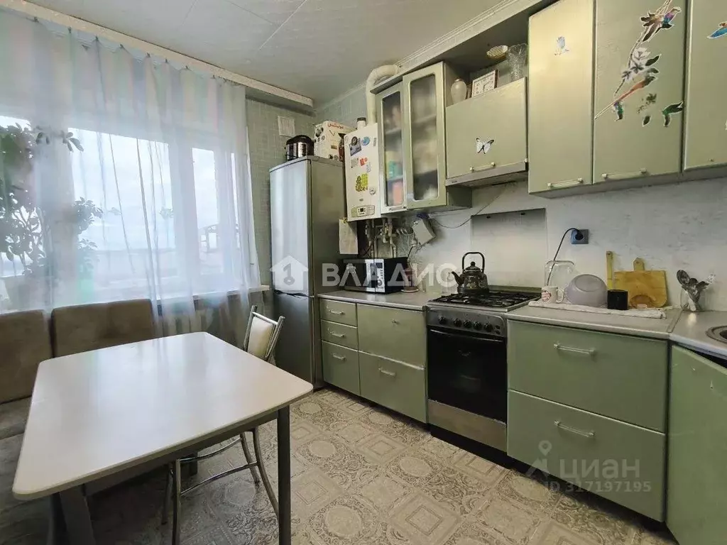 2-к кв. Калужская область, Калуга ул. Гурьянова, 57к3 (56.8 м) - Фото 0