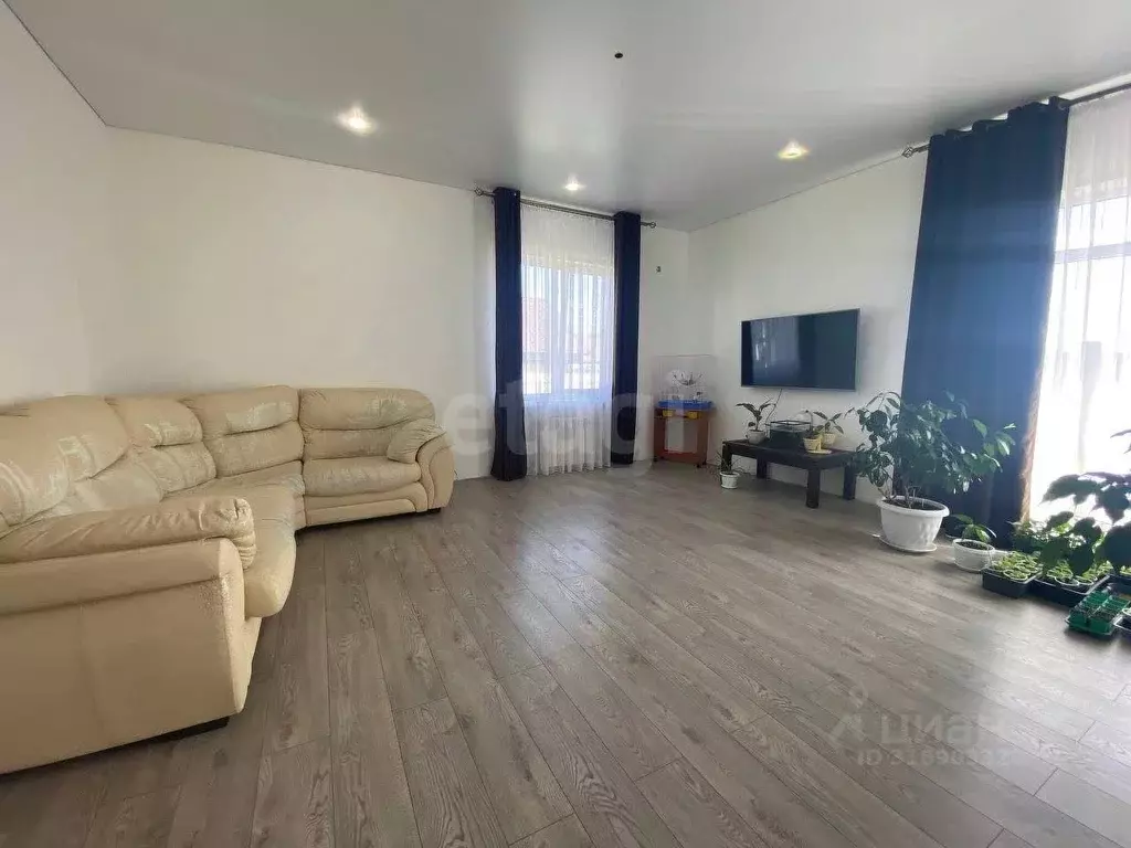 Дом в Белгородская область, Губкин ул. Просторная, 12/24 (100 м) - Фото 1