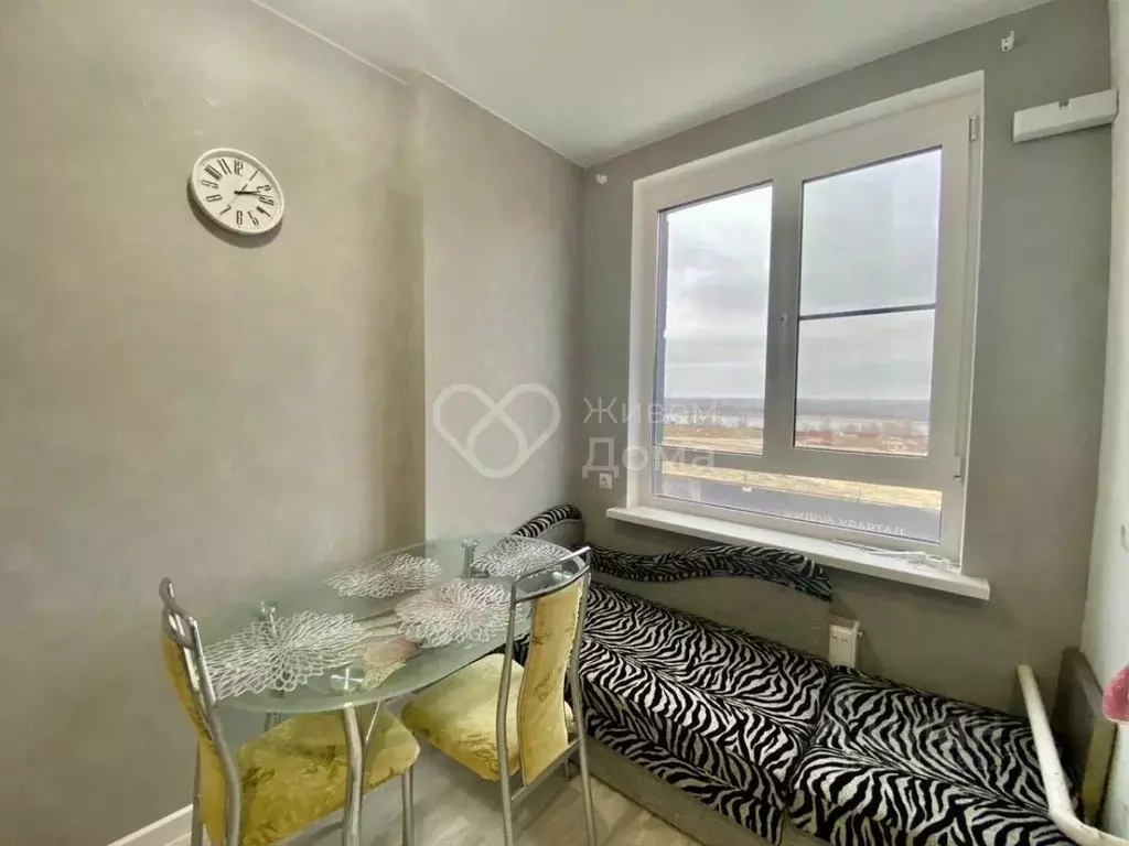 1-к кв. Волгоградская область, Волгоград ул. Тракторостроителей, 21 ... - Фото 1