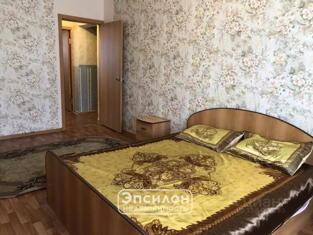 3-к кв. Курская область, Курск просп. Вячеслава Клыкова, 39 (77.0 м) - Фото 2