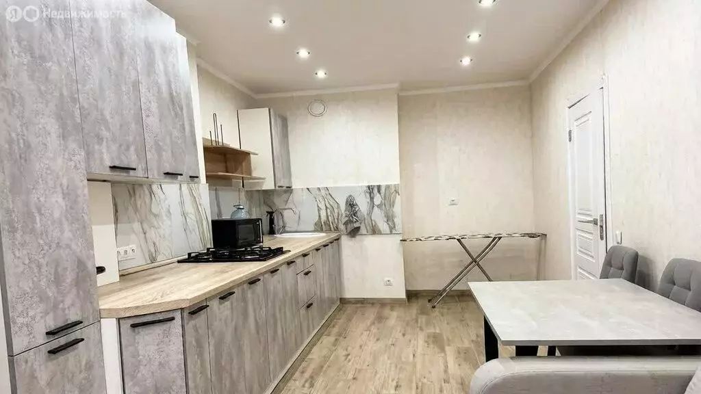 1-комнатная квартира: Калининград, Батальная улица, 104 (37.7 м) - Фото 1