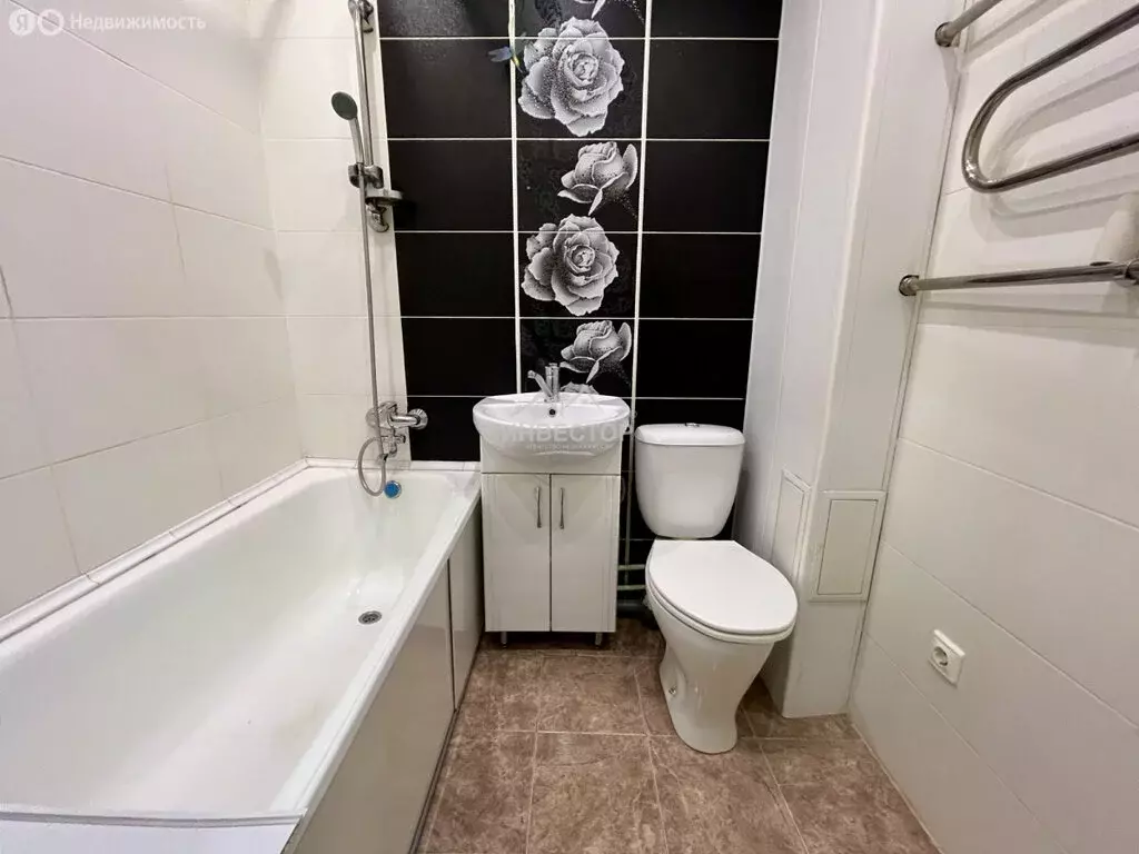 1-комнатная квартира: Челябинск, улица Молодогвардейцев, 4 (31.5 м) - Фото 1