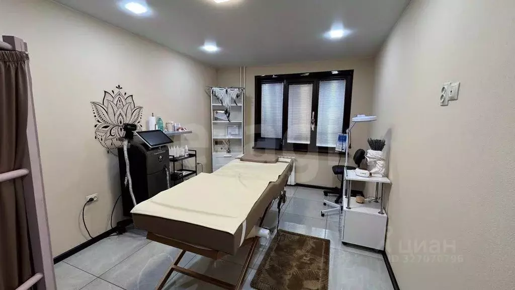 Офис в Камчатский край, Петропавловск-Камчатский ул. Савченко, 16/2 ... - Фото 1