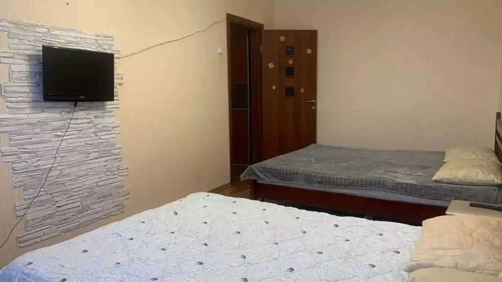 2-к кв. Челябинская область, Челябинск ул. Кузнецова, 6 (65.0 м) - Фото 1