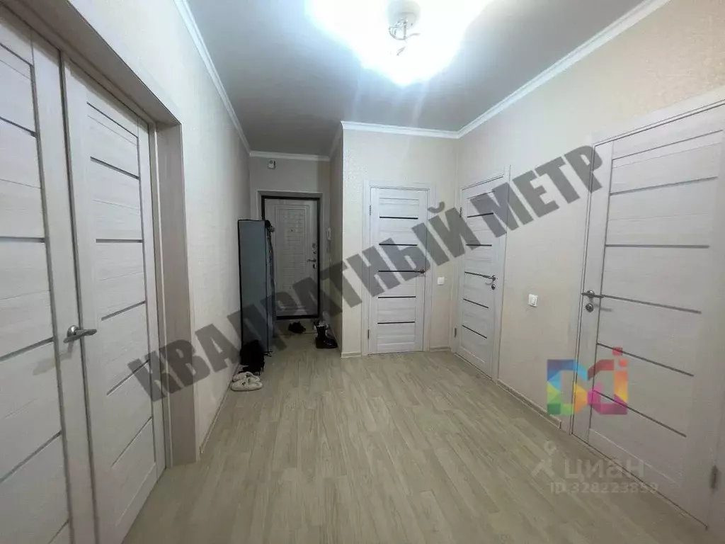 3-к кв. Калмыкия, Элиста 2-й мкр, 40 (82.2 м) - Фото 1