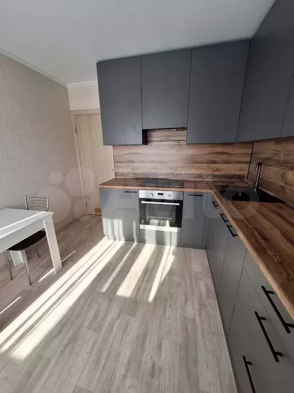 1-к. квартира, 35 м, 4/9 эт. - Фото 1