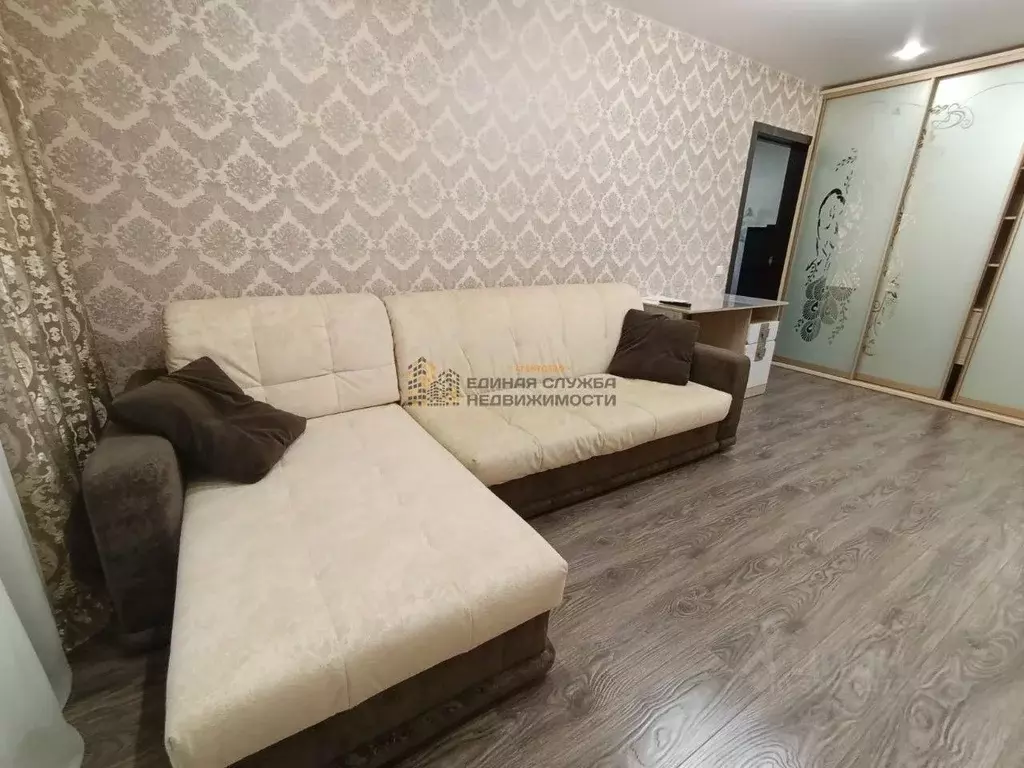 2-к кв. Башкортостан, Уфа Комсомольская ул. (58.0 м) - Фото 1