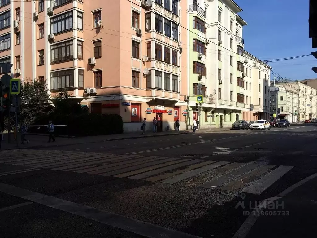Торговая площадь в Москва ул. Плющиха, 22 (245 м) - Фото 0