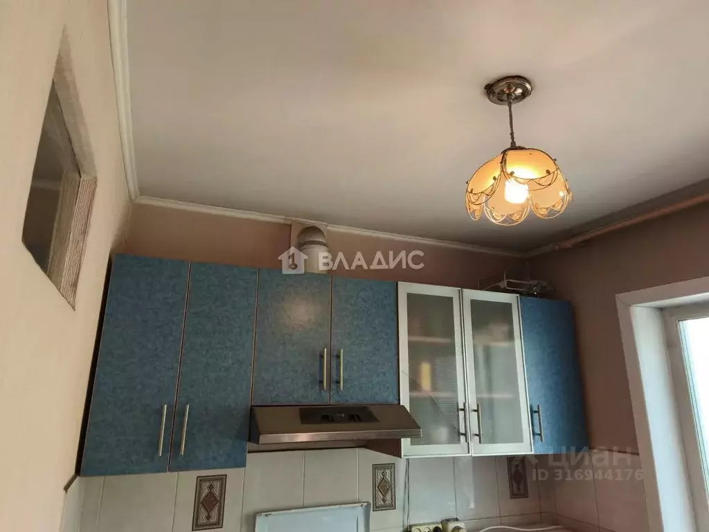 2-к кв. Алтайский край, Бийск ул. Вали Максимовой, 3 (45.0 м) - Фото 0