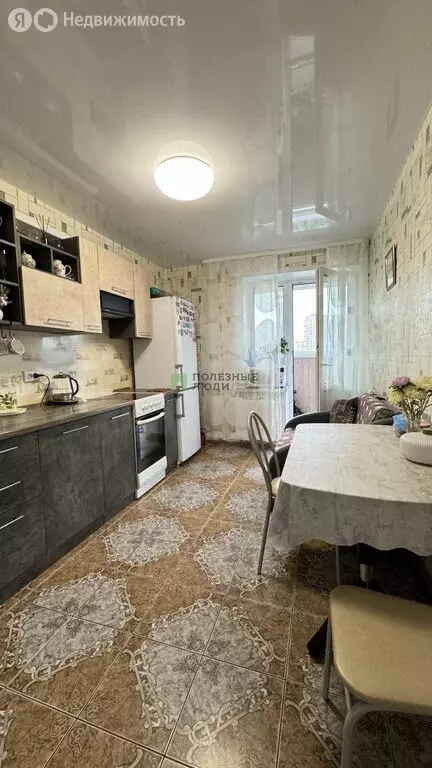 1-комнатная квартира: Ижевск, улица Металлургов, 2 (35 м) - Фото 1